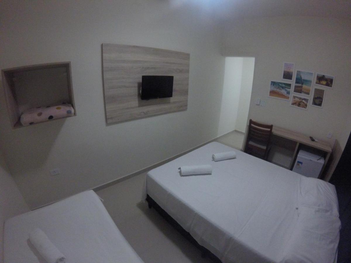 Pousada Praia Cia, Piscina, Centro, Estacionamento, Wifi, Saida Ate As 16H 베르치오가 외부 사진