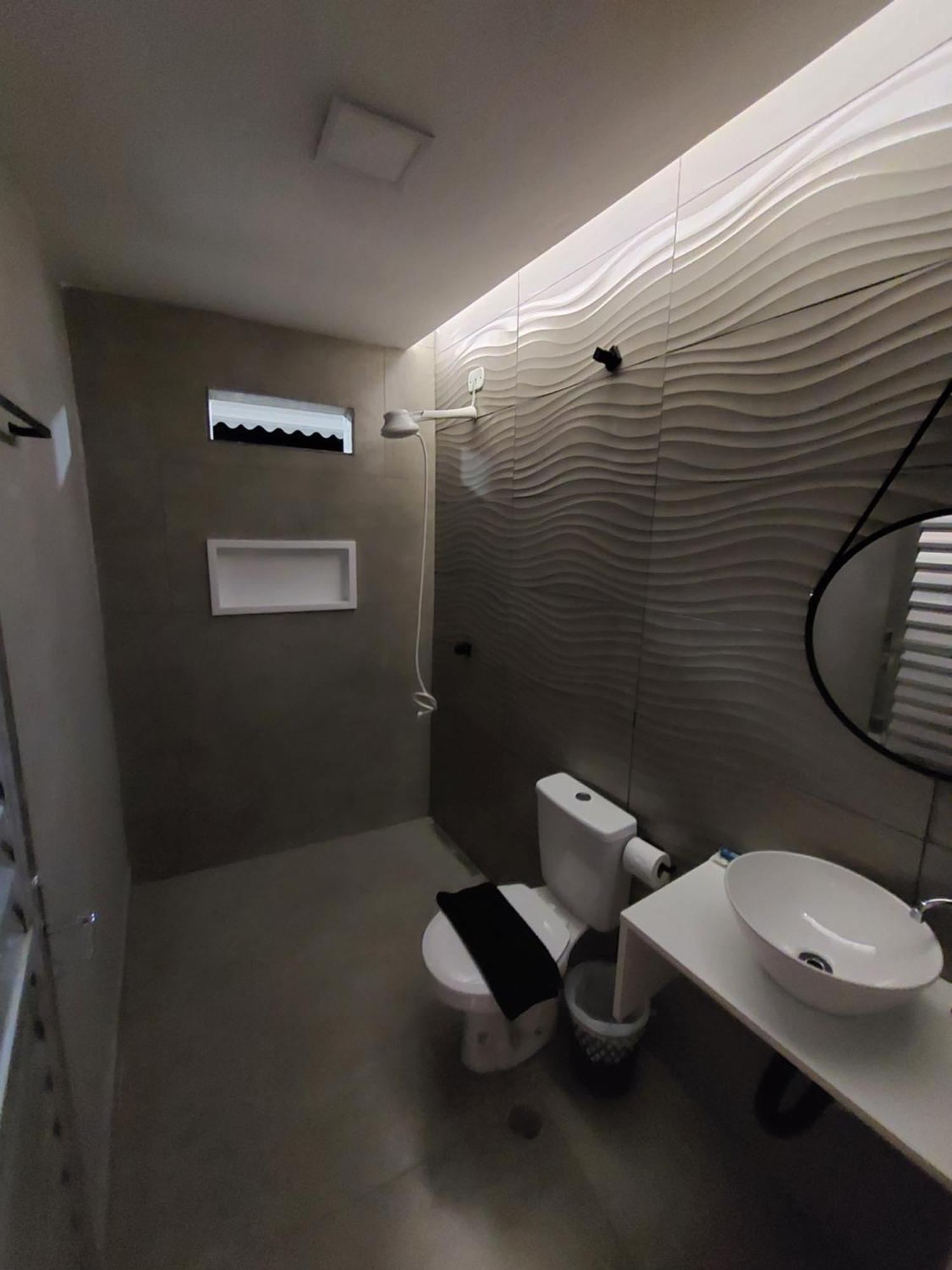 Pousada Praia Cia, Piscina, Centro, Estacionamento, Wifi, Saida Ate As 16H 베르치오가 객실 사진